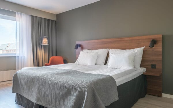 Superior Twin view 2